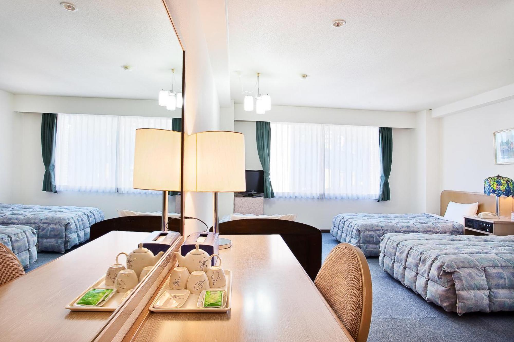 Hotel Luna Park Ehime Экстерьер фото
