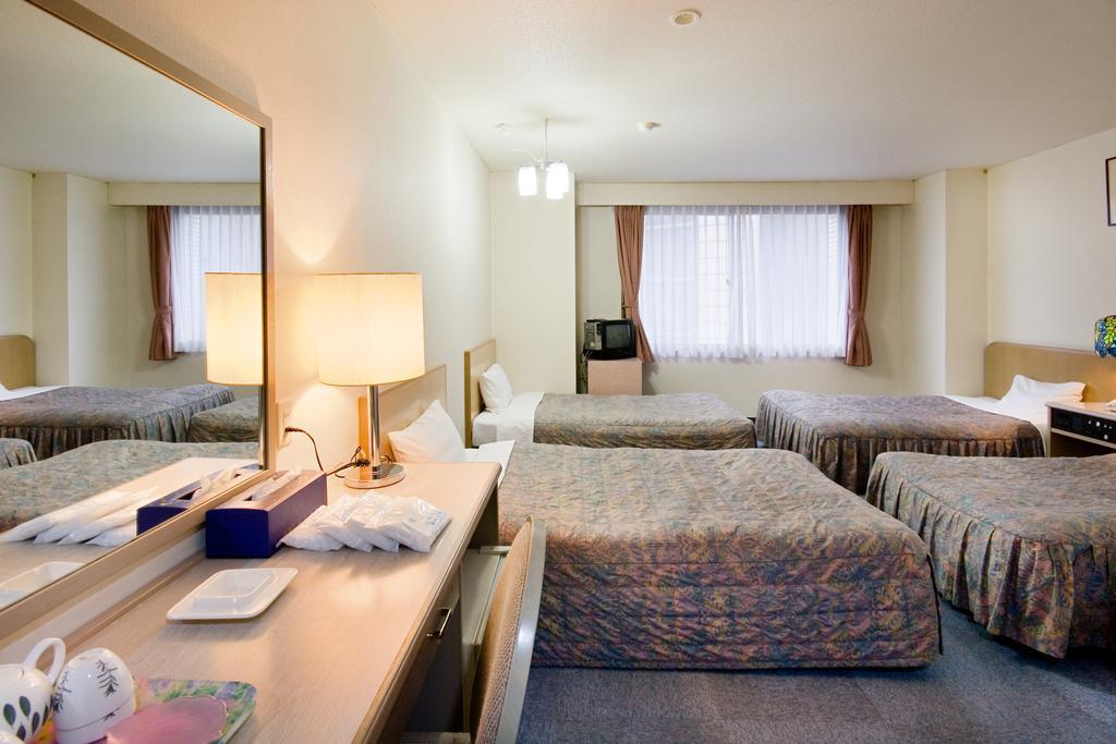 Hotel Luna Park Ehime Экстерьер фото